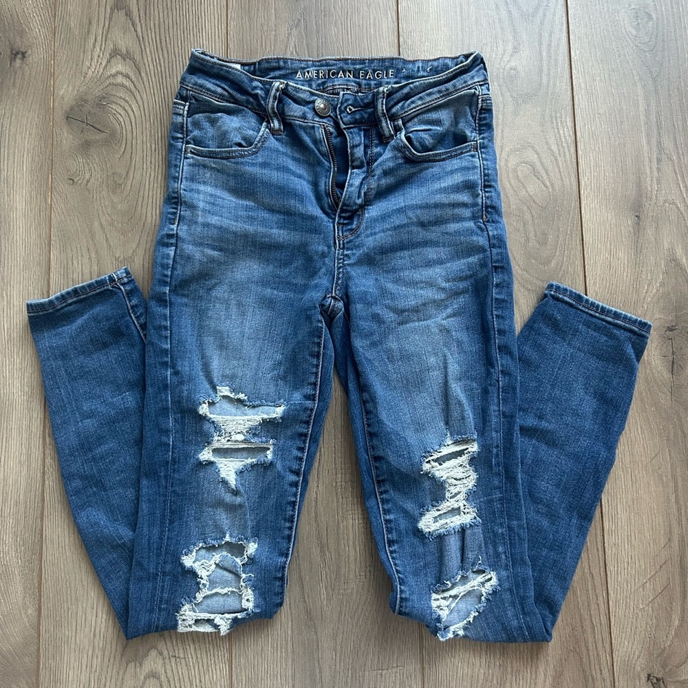 American Eagle Distressed Next Level Stretch Hi-Rise Jeggings Size 6 Long